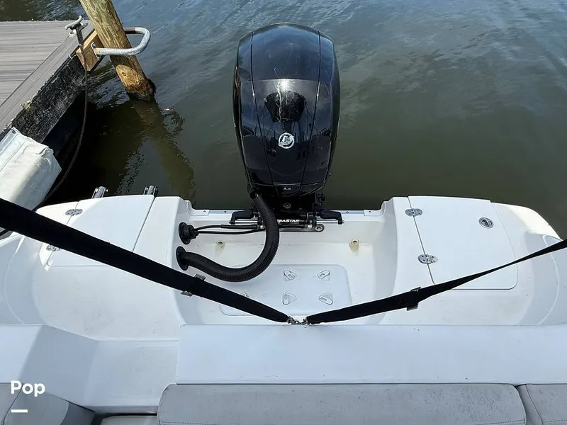 Slide: The Image of Hurricane SS 192 RL 2022 - 15304204