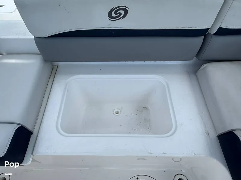 Slide: The Image of Hurricane SS 192 RL 2022 - 15304209