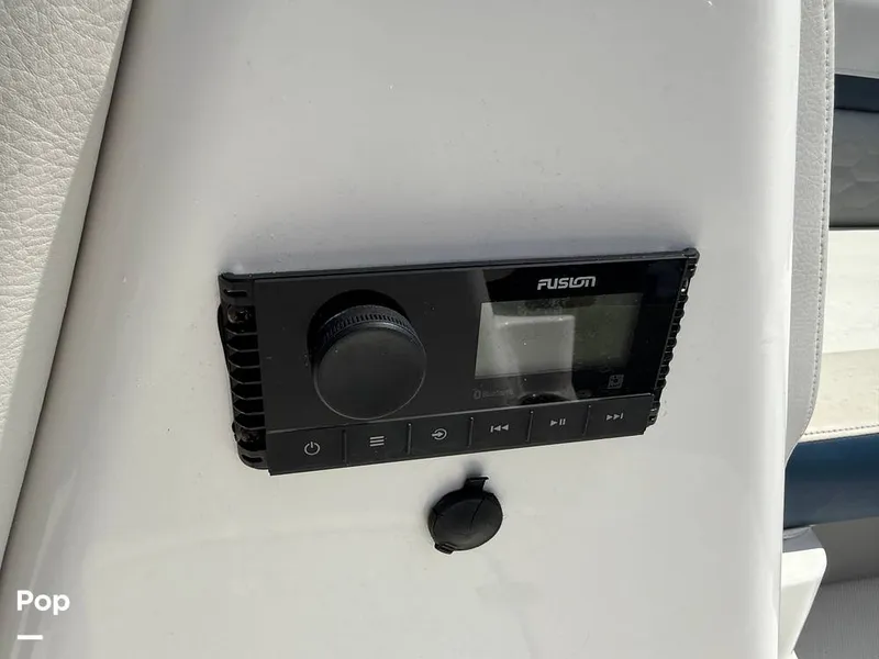 Slide: The Image of Hurricane SS 192 RL 2022 - 15304362