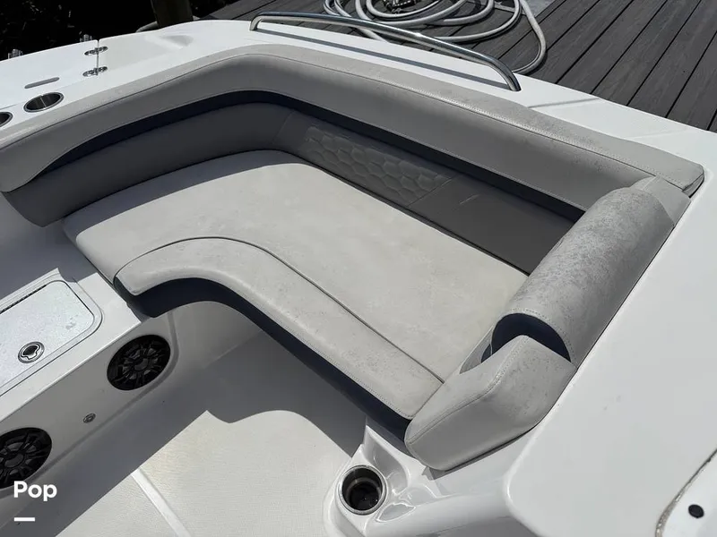 Slide: The Image of Hurricane SS 192 RL 2022 - 15304363