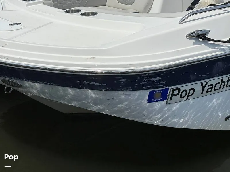 Slide: The Image of Hurricane SS 192 RL 2022 - 15304379