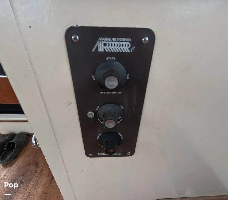 Slide: The Image of Chris-Craft Commander SE 1969 - 16335776