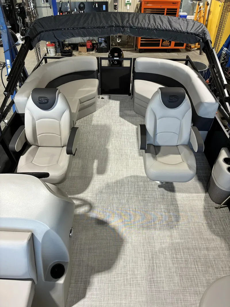 Slide: The Image of Dockside 20DQ 2027 - 4