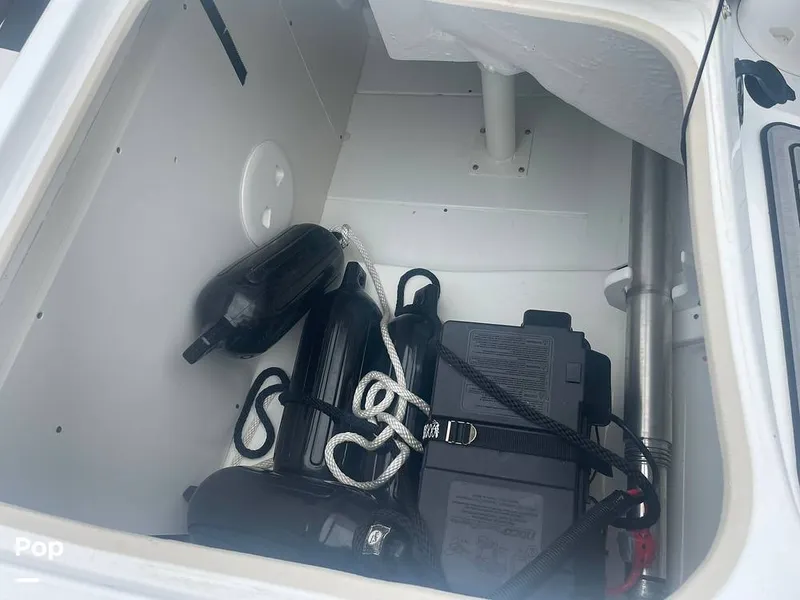 Slide: The Image of Tahoe 450 TF 2021 - 15294726