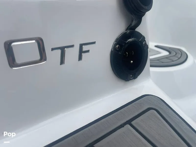 Slide: The Image of Tahoe 450 TF 2021 - 15294729