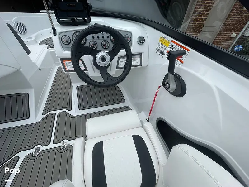 Slide: The Image of Tahoe 450 TF 2021 - 15294604