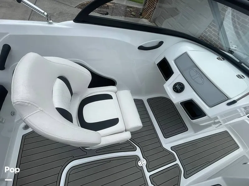 Slide: The Image of Tahoe 450 TF 2021 - 15294608