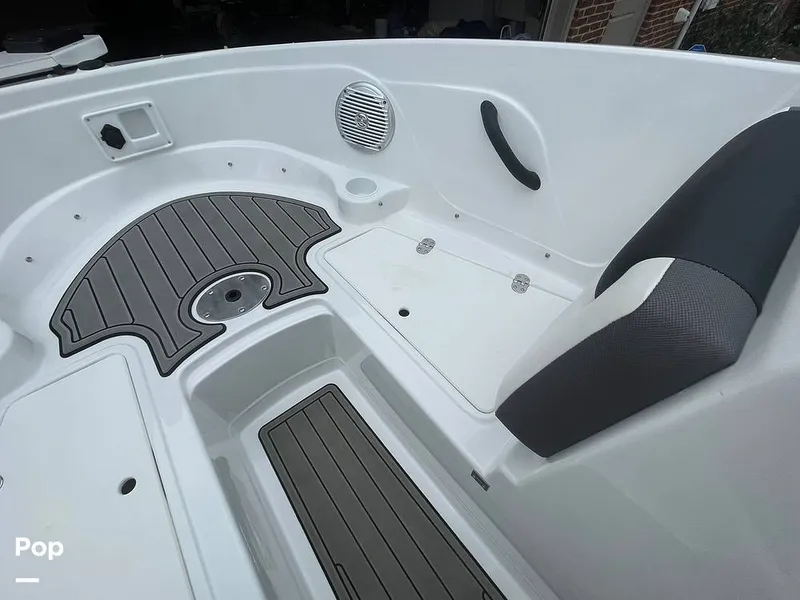 Slide: The Image of Tahoe 450 TF 2021 - 15294613