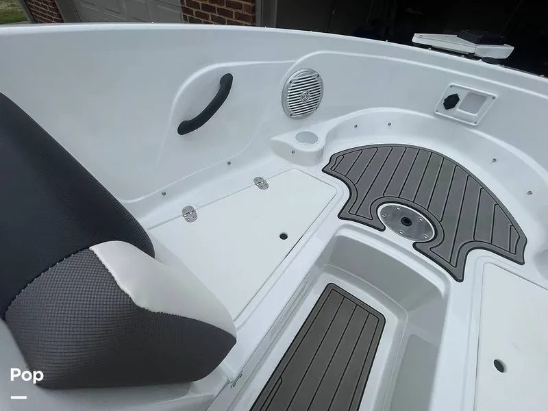 Slide: The Image of Tahoe 450 TF 2021 - 15294614