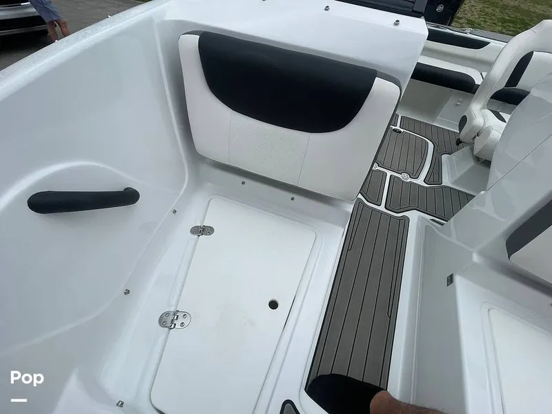 Slide: The Image of Tahoe 450 TF 2021 - 15294615