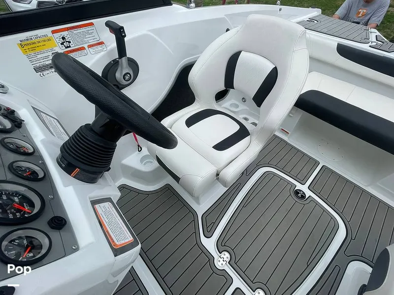 Slide: The Image of Tahoe 450 TF 2021 - 15294617