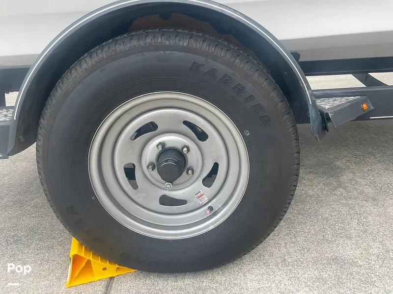 Slide: The Image of Tahoe 450 TF 2021 - 15294633