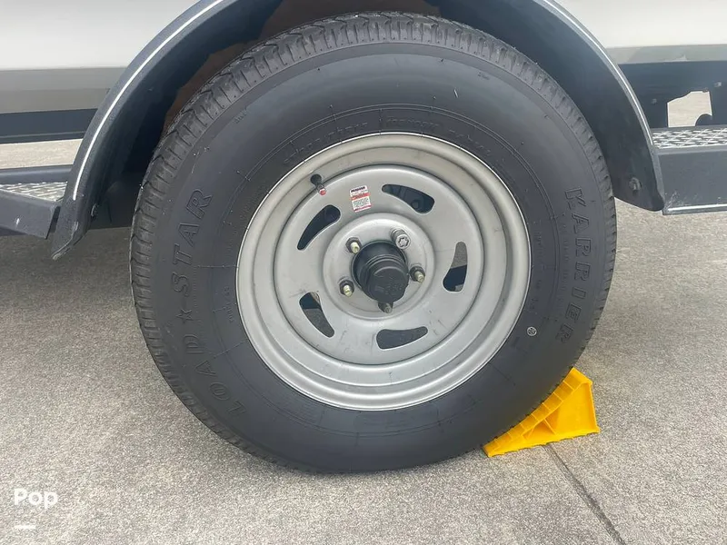 Slide: The Image of Tahoe 450 TF 2021 - 15294647