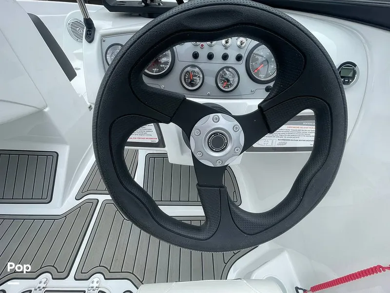 Slide: The Image of Tahoe 450 TF 2021 - 15294667