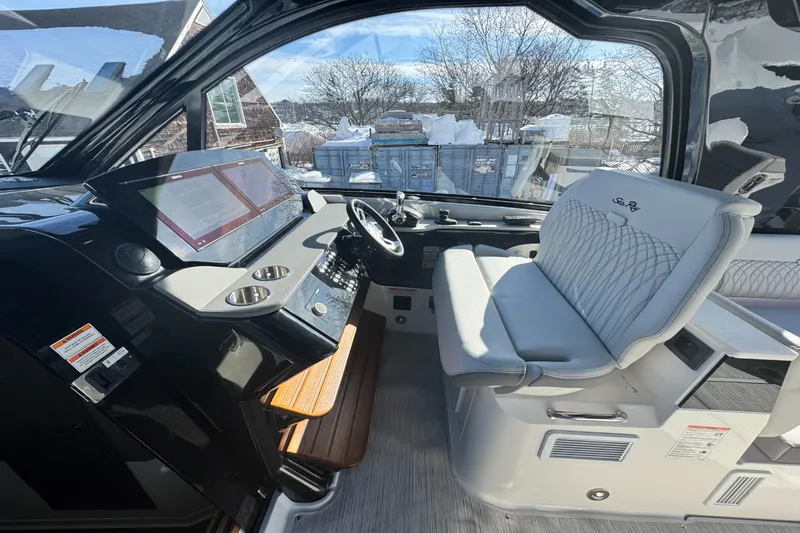Slide: The Image of Sea Ray Sundancer 370 Outboard 2026 - 13