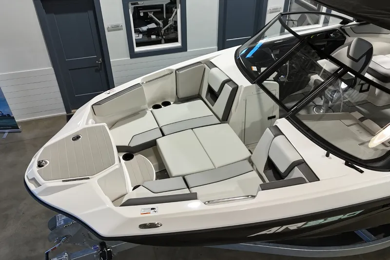 Slide: The Image of Yamaha AR220 2026 - 27