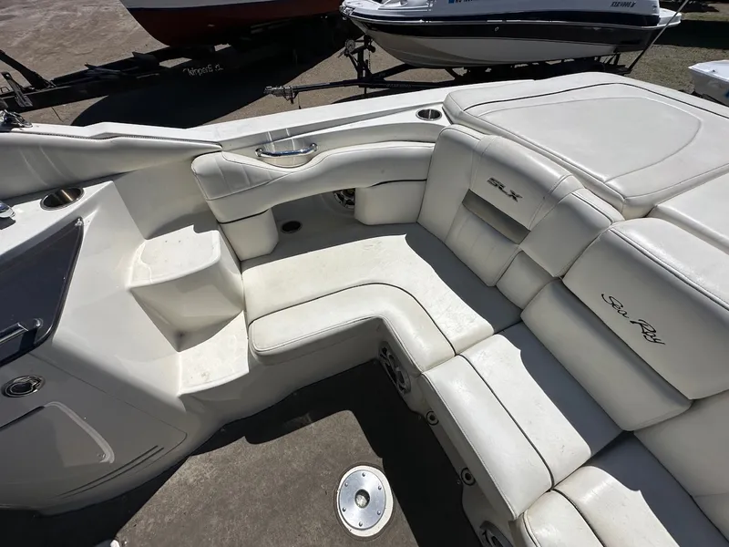 Slide: The Image of Sea Ray 270 Select EX 2006 - 16