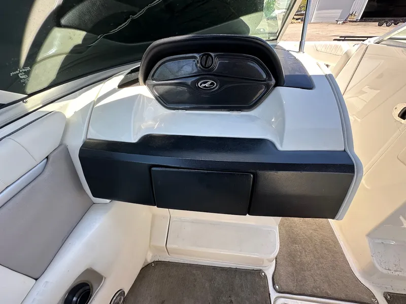 Slide: The Image of Sea Ray 270 Select EX 2006 - 24