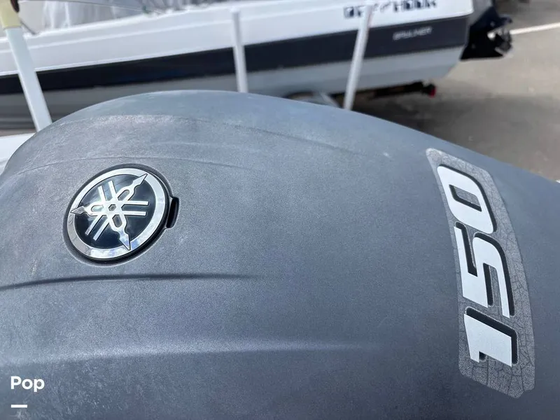 Slide: The Image of Single Yamaha F150XA 150 - 15311303