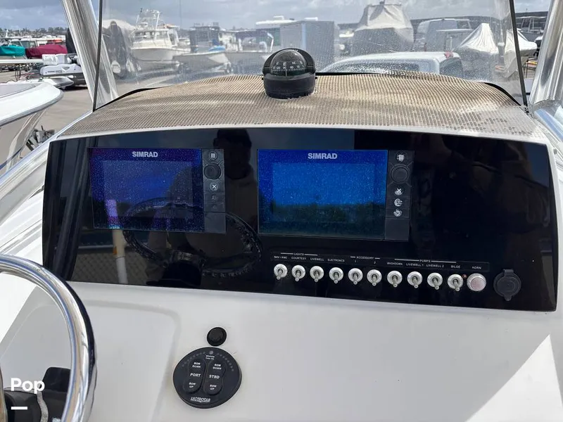 Slide: The Image of Dual Simrad Touch Screen - 15311241