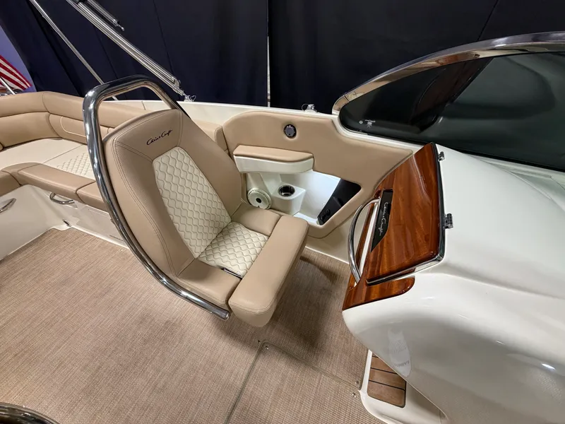 Slide: The Image of Chris-Craft 25GT 2021 - 35