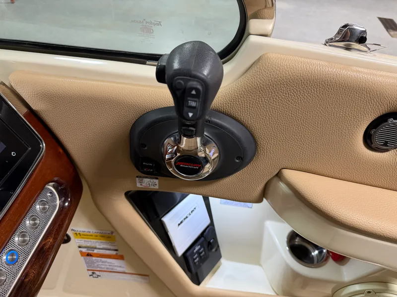 Slide: The Image of Chris-Craft 25GT 2021 - 53