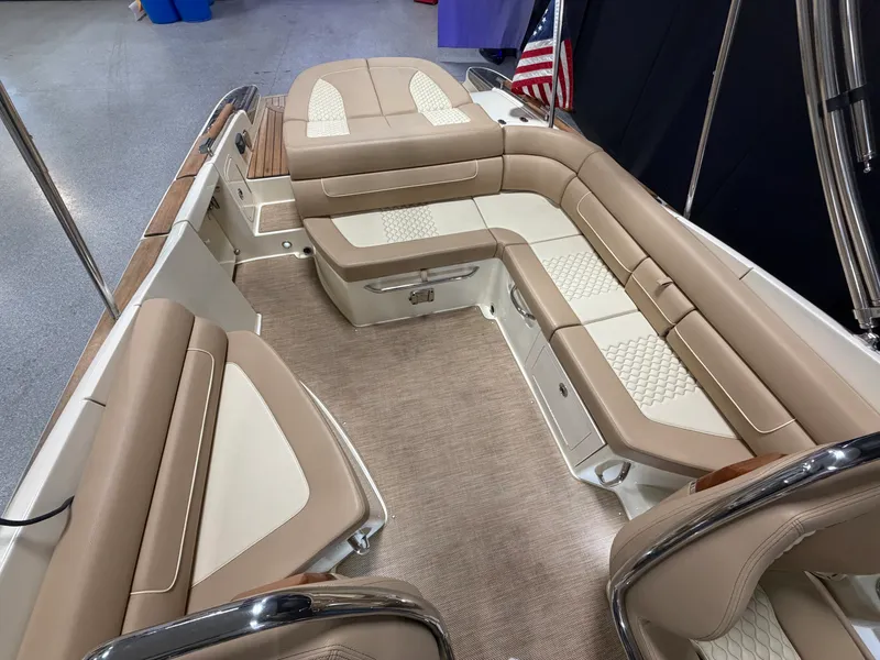Slide: The Image of Chris-Craft 25GT 2021 - 59