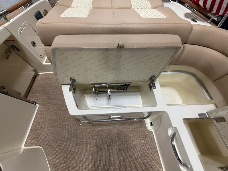 Slide: The Image of Chris-Craft 25GT 2021 - 65