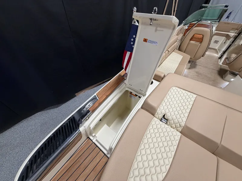 Slide: The Image of Chris-Craft 25GT 2021 - 76