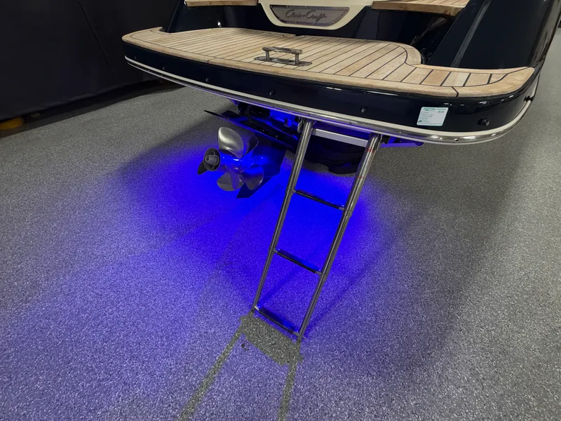 Slide: The Image of Chris-Craft 25GT 2021 - 91