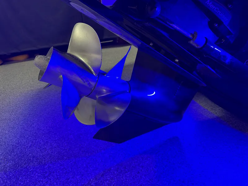 Slide: The Image of Chris-Craft 25GT 2021 - 93