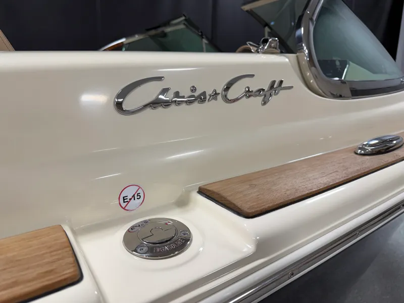 Slide: The Image of Chris-Craft 25GT 2021 - 97