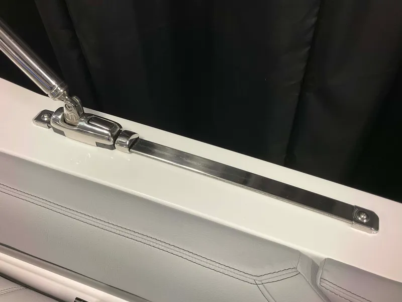 Slide: The Image of Cobalt R4 Outboard 2026 - 58