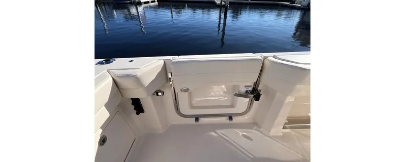 Slide: The Image of Grady-White Canyon 386 2026 - 14