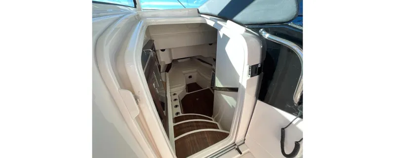 Slide: The Image of Grady-White Canyon 386 2026 - 18