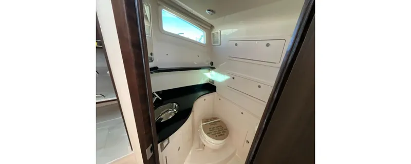 Slide: The Image of Grady-White Canyon 386 2026 - 21