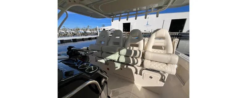 Slide: The Image of Grady-White Canyon 386 2026 - 26