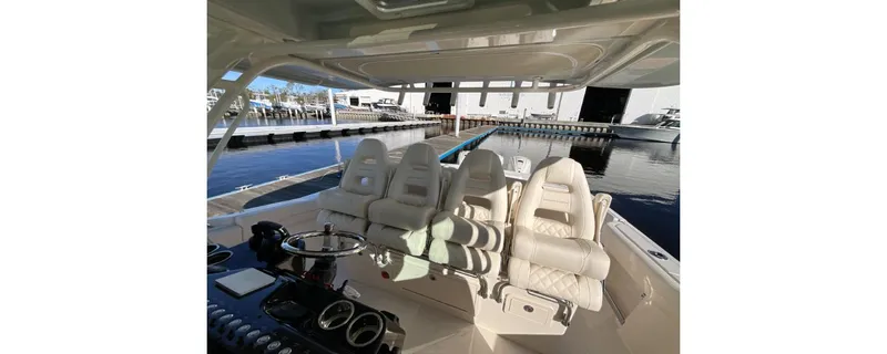 Slide: The Image of Grady-White Canyon 386 2026 - 27