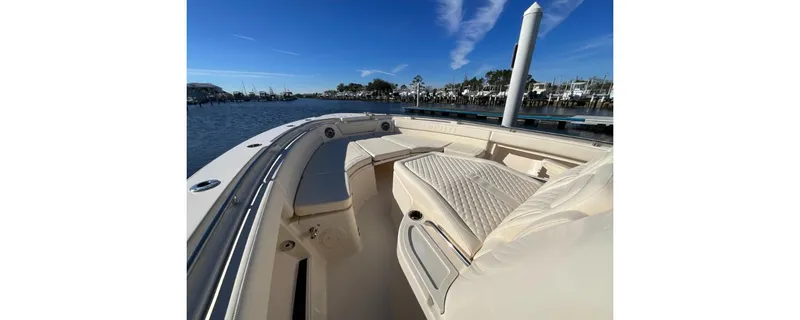 Slide: The Image of Grady-White Canyon 386 2026 - 8