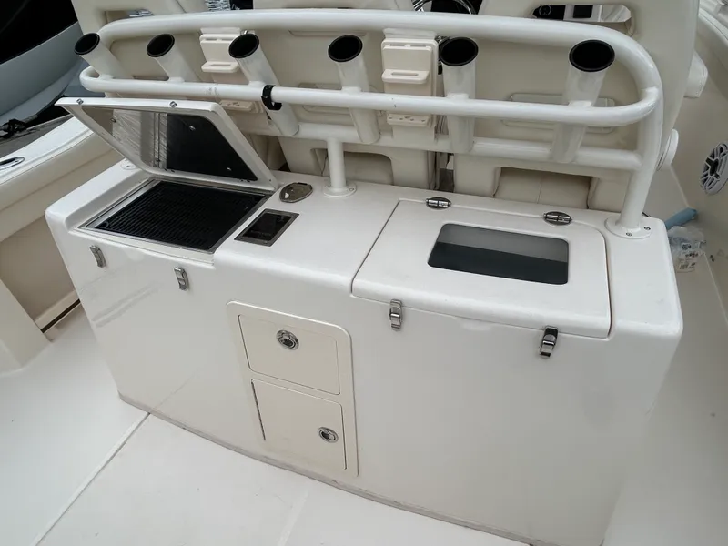 Slide: The Image of Grady-White Canyon 336 2023 - 10