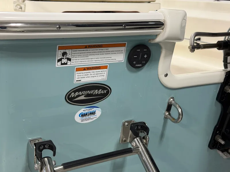 Slide: The Image of Boston Whaler 150 Montauk 2022 - 12