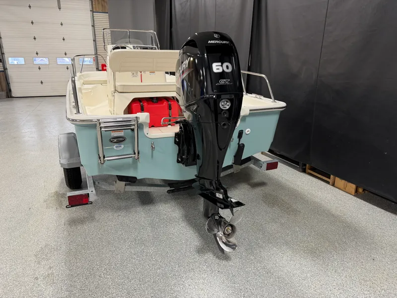 Slide: The Image of Boston Whaler 150 Montauk 2022 - 7