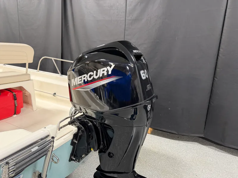 Slide: The Image of Boston Whaler 150 Montauk 2022 - 8