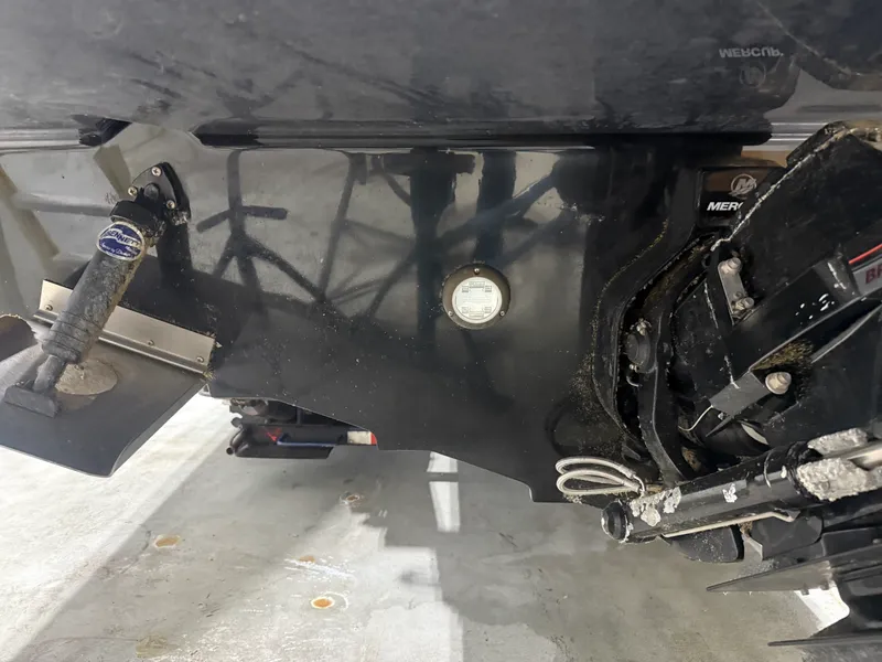 Slide: The Image of Sea Ray 270 SDX 2020 - 67