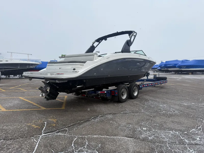 Slide: The Image of Sea Ray 270 SDX 2020 - 7