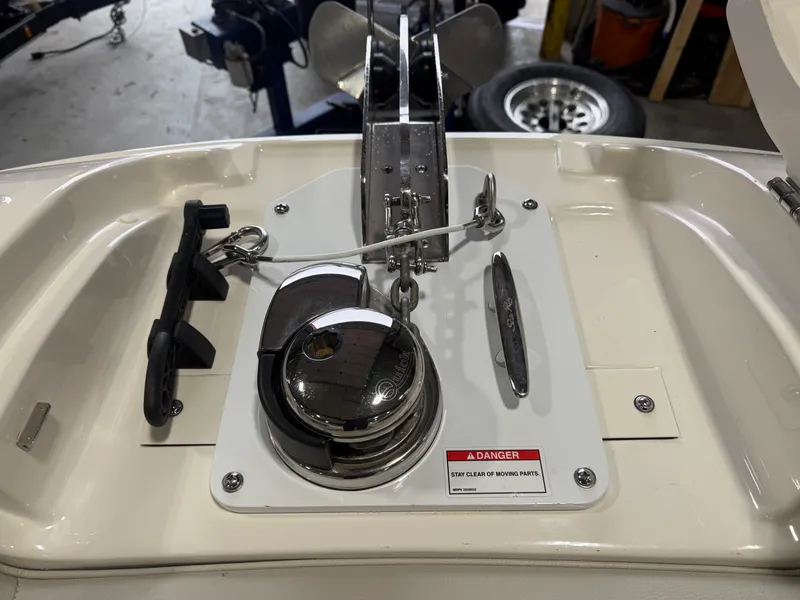 Slide: The Image of Sea Ray 270 SDX 2020 - 74