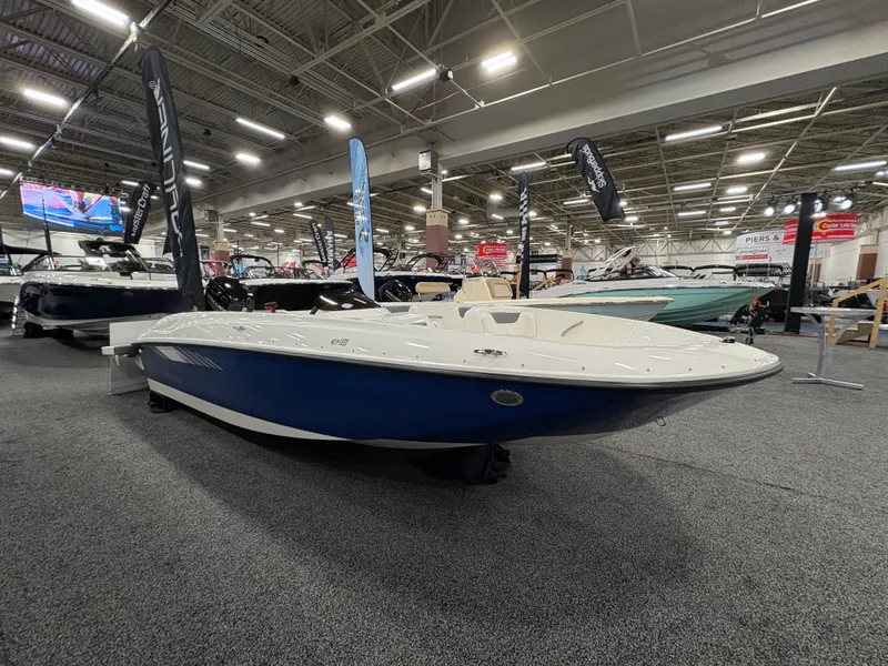Slide: The Image of Bayliner E18LE 2026 - 0