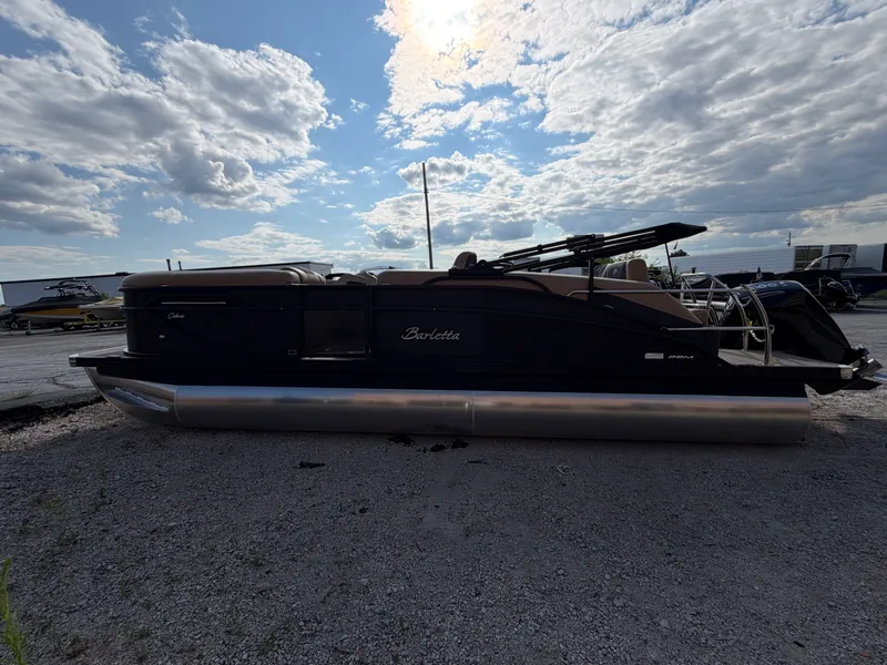 Slide: The Image of Barletta Cabrio 22 M 2026 - 9