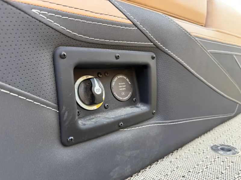 Slide: The Image of Barletta Cabrio 22 M 2026 - 49