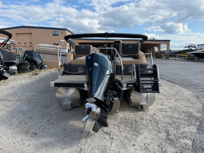 Slide: The Image of Barletta Cabrio 22 M 2026 - 7